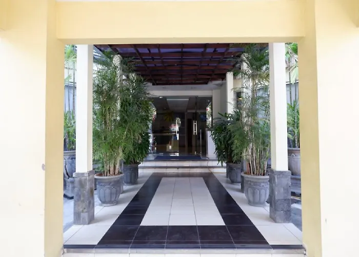 Reddoorz Plus @ Singosari Raya